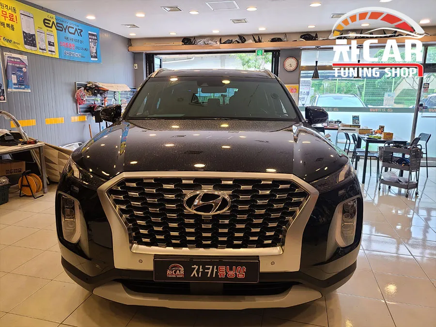 Hyundai Palisadeのドライブレコーダー取付事例 写真