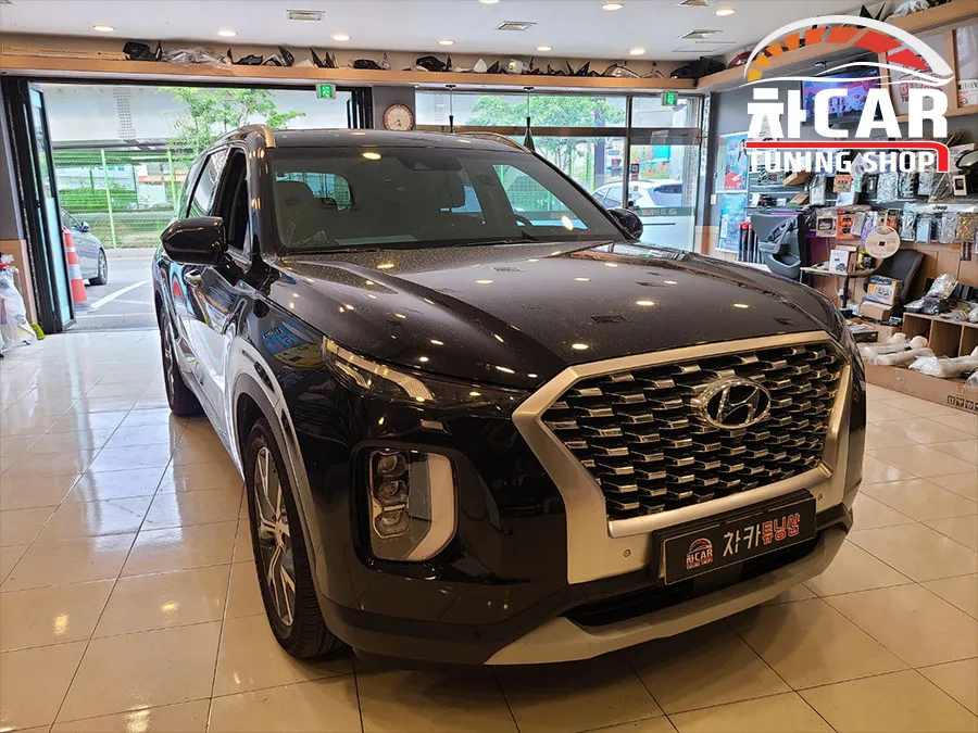 Hyundai Palisadeのドライブレコーダー取付事例 施工写真 4