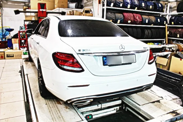 Mercedes-Benz E-Class W213 body repair - Mercedes-Benz E-Class W213 Body Repair & Painting Review photo 2