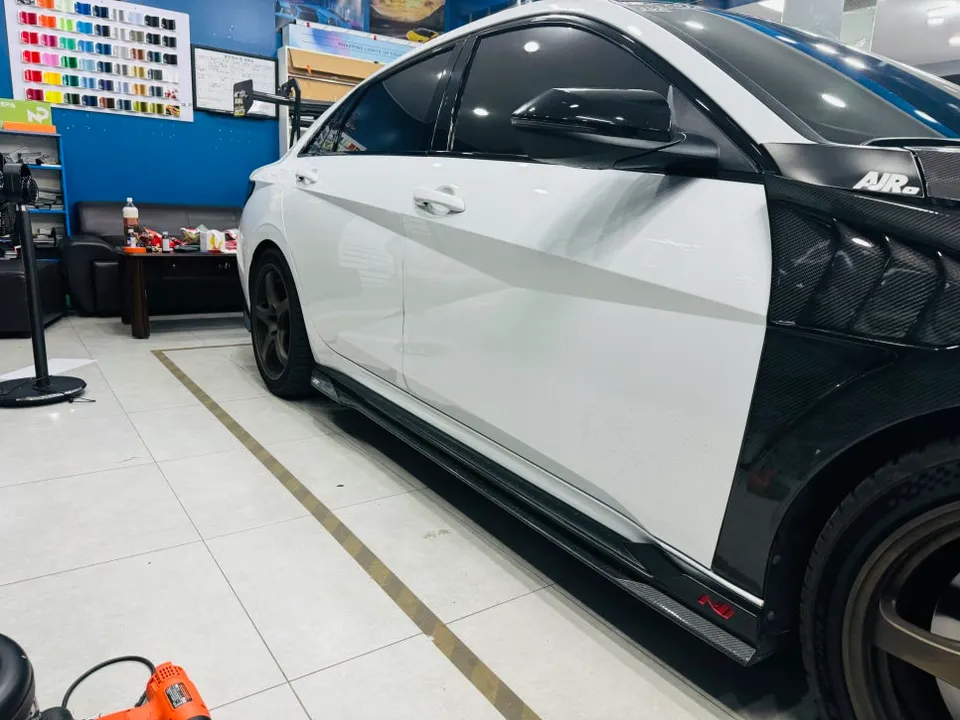 Hyundai Elantra Nのカーラッピング事例|費用目安・仕上がり 施工写真 2-3