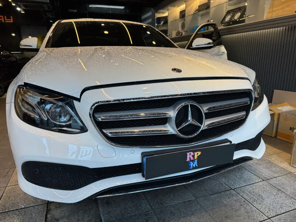 Mercedes-Benz E클래스 W213 interior customization installation result