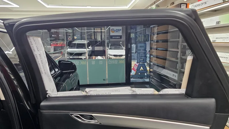 Genesis GV80のカーフィルム施工事例｜費用目安・仕上がり 施工写真 2-2