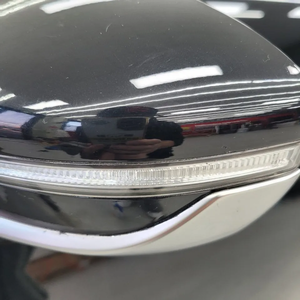 Hyundai Grandeur IG vinyl wrap - Hyundai Grandeur IG Vinyl Wrap Installation Review — Cost photo 4