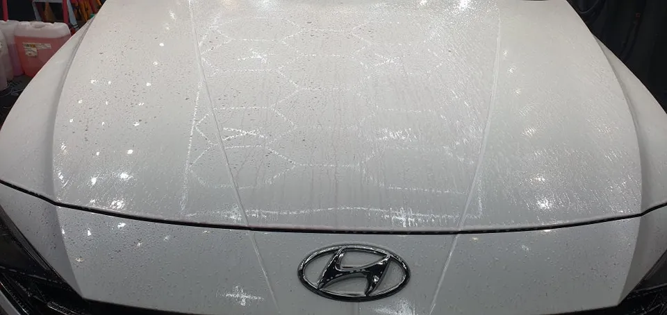 Hyundai Elantraのガラスコーティング事例|費用目安・仕上がり 施工写真 2-1