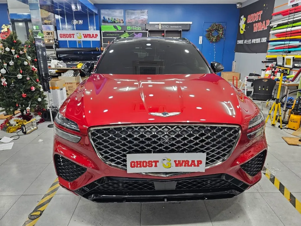 Genesis GV70 vinyl wrap installation result