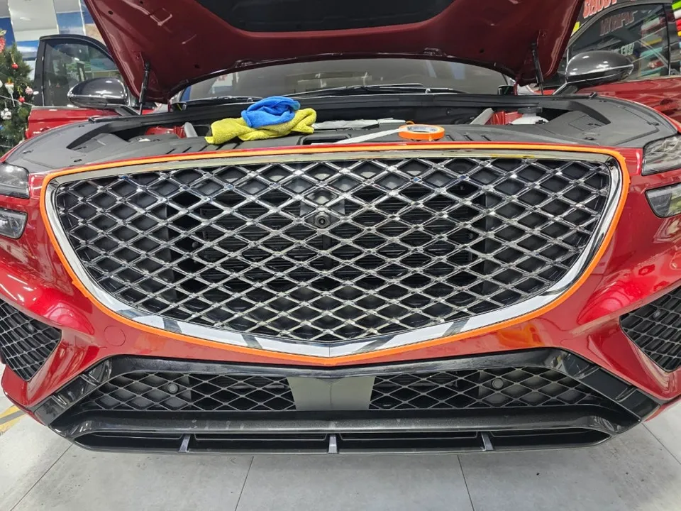 Genesis GV70 vinyl wrap - Genesis GV70 Grille Wrap Review — Black Gloss Transformation photo 4