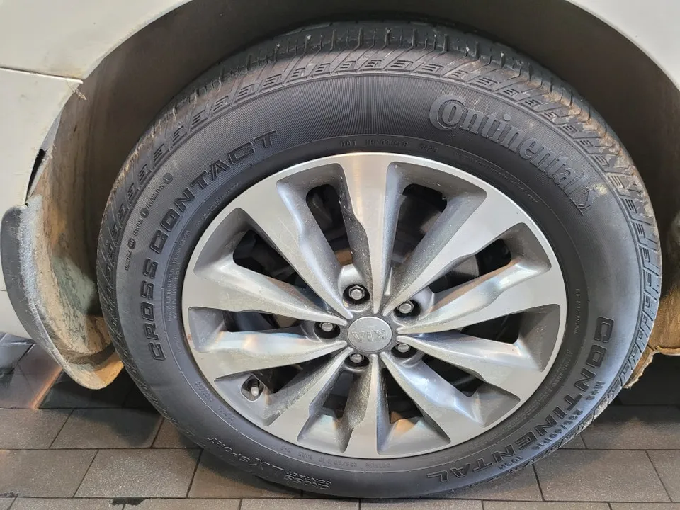 Kia Carnival ceramic coating - Kia Carnival Ceramic Coating Review: Cost & Results photo 5