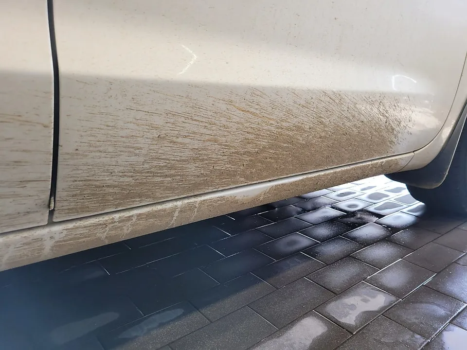 Kia Carnivalのガラスコーティング事例 施工写真 6