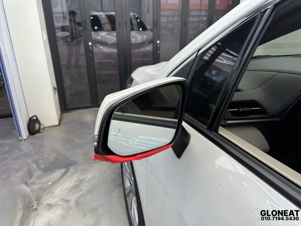 Toyota Sienna oem options - Toyota Sienna OEM Options Review: Wide Mirror Upgrade photo 4