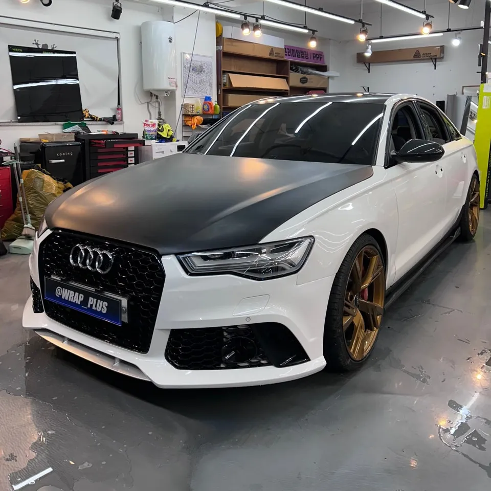 Audi A6のカーラッピング事例｜ナドーグレイの高級感 施工写真 2-1