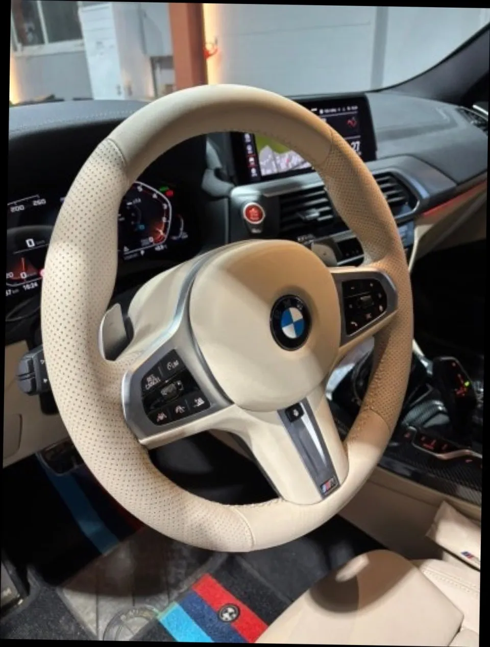 BMW X4 M40i G02 Steering Wheel Customization — Beige Leather Upgrade photo 1