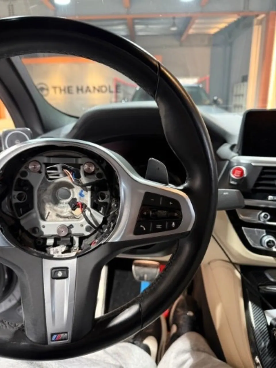 BMW X4 M40i G02 steering wheel - BMW X4 M40i G02 Steering Wheel Customization — Beige Leather Upgrade photo 6
