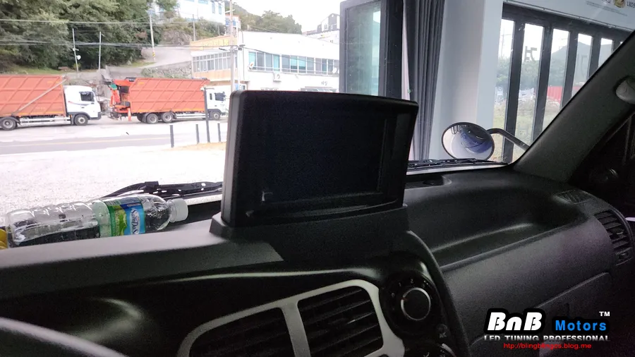 Kia Bongo 3 oem options - Kia Bongo 3 Navigation & Camera Upgrade Review photo 4