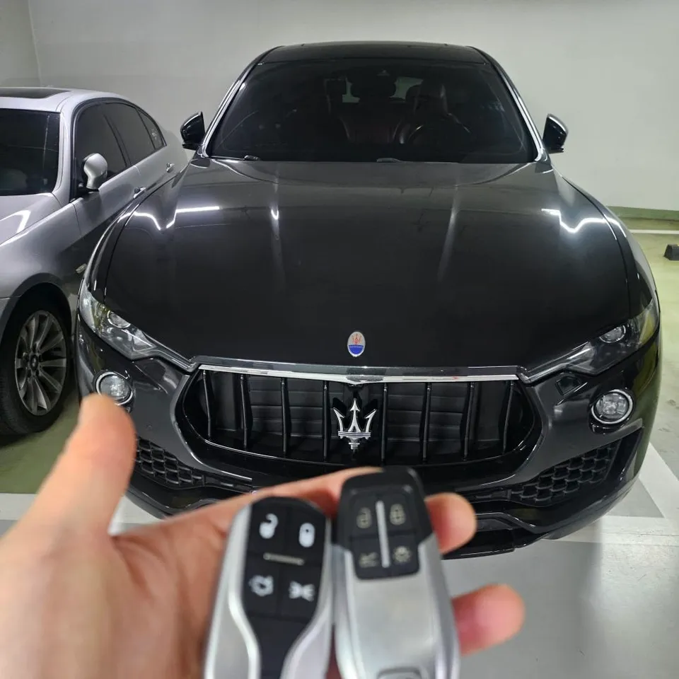 Maserati Levante oem options installation result