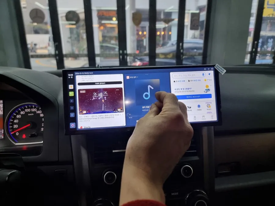 Honda CR-VのAndroid Auto・CarPlay取付事例 施工写真 4-2