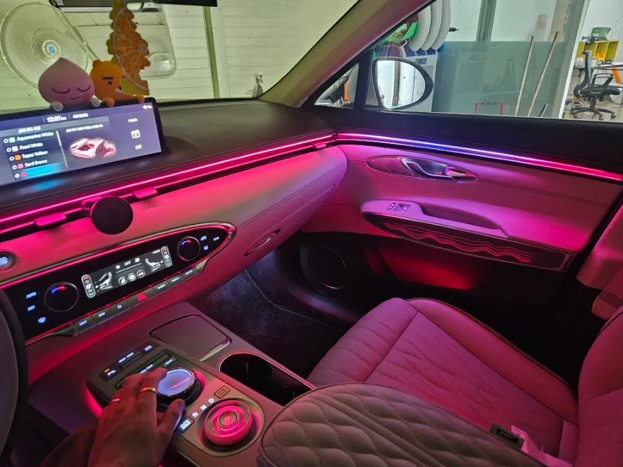 Genesis GV70 ambient lighting - Genesis GV70 Ambient Lighting Upgrade Review photo 5