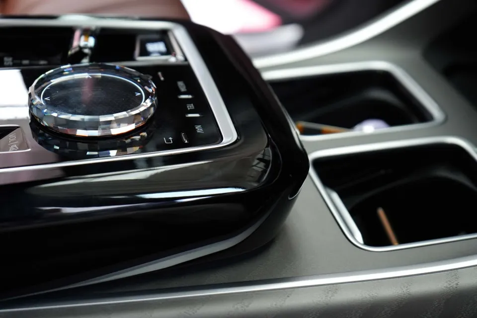 BMW 7 Series G11/G12 ppf - BMW 7 Series PPF Review — Interior Protection photo 4