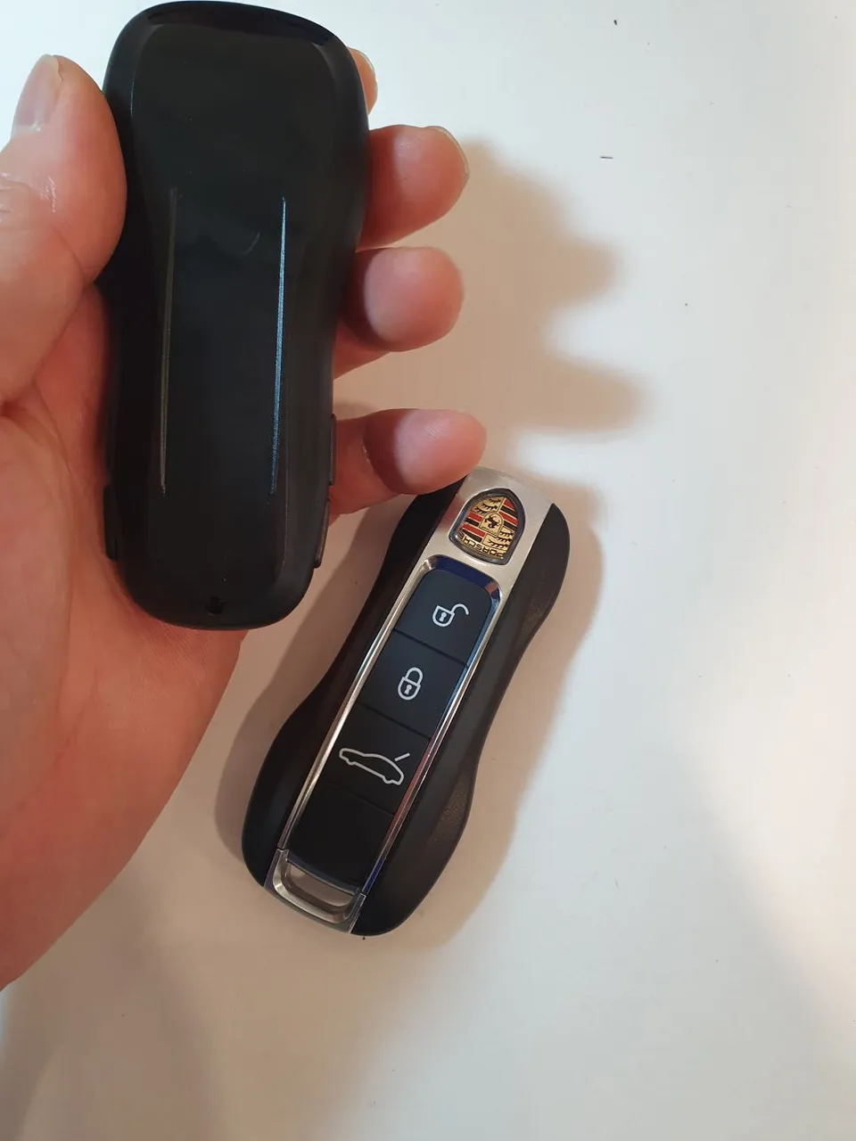 Porsche Cayenne 958 oem options - Porsche Cayenne 958 OEM Options Review — Digital Key Retrofit photo 3