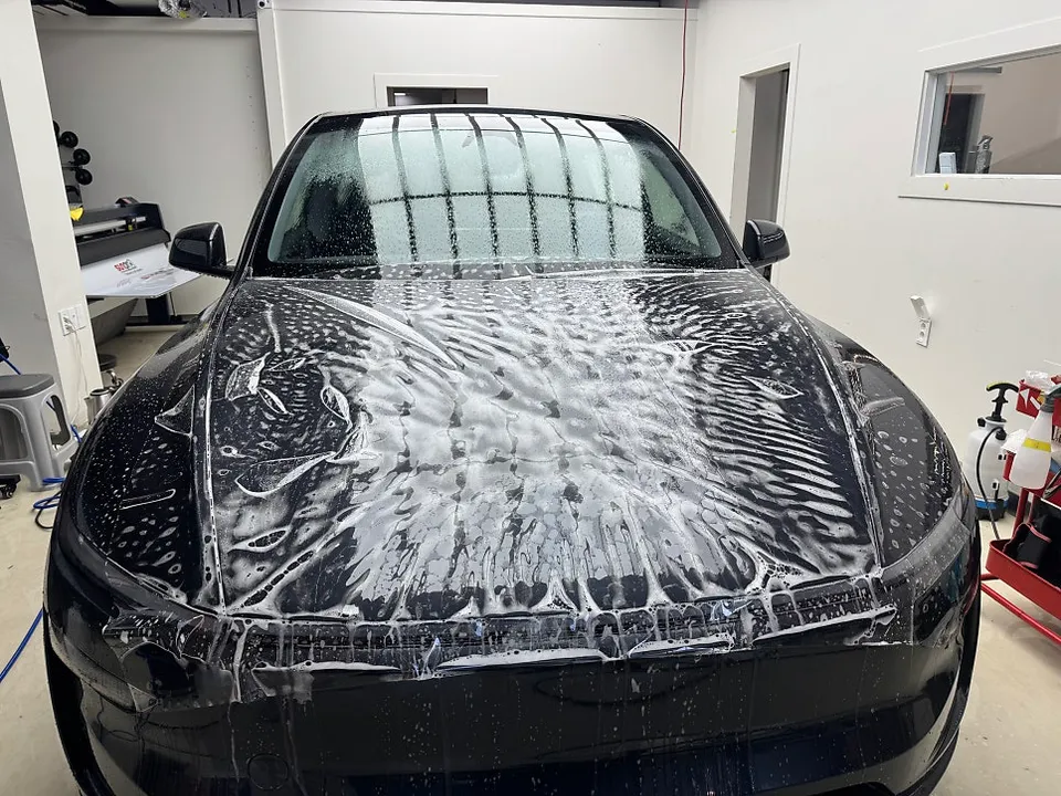 Tesla Model Y PPF施工事例|費用目安と仕上がり 施工写真 2-1
