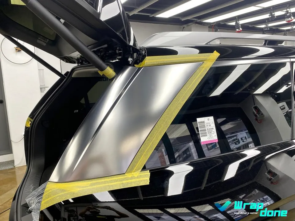 Hyundai Palisade LX3 vinyl wrap - Hyundai Palisade LX3 D-Pillar Wrap Review: Cost & Look photo 3