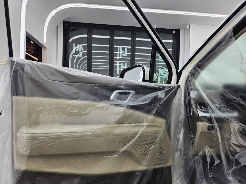 Kia Carnival window tinting - Kia Carnival Window Tinting Review — Enhanced Comfort & Style photo 3