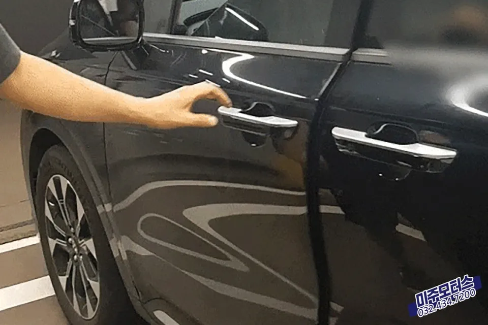 Kia Carnival oem options - Kia Carnival OEM Options Installation Review photo 3