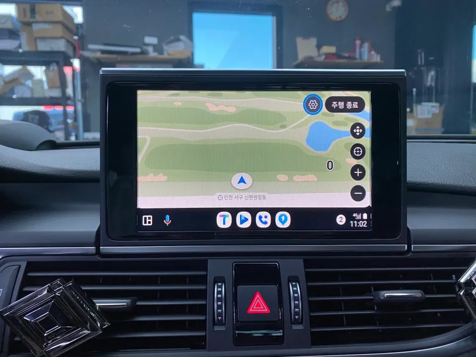 Audi A7のAndroid Auto・CarPlay取付事例 施工写真 4