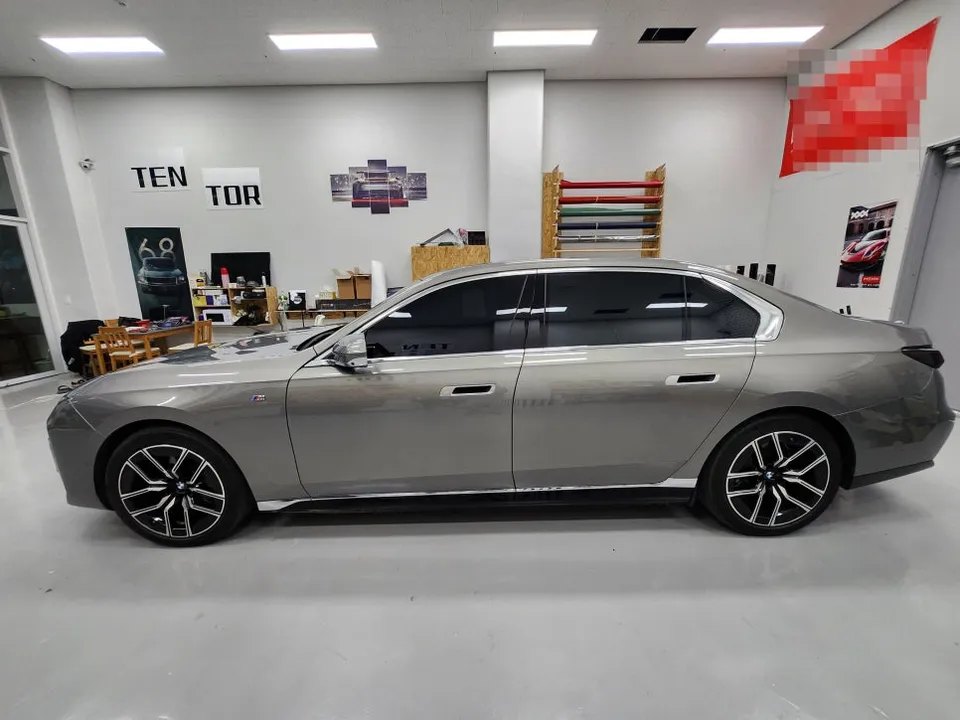 BMW 7 SeriesのカラーPPF施工事例|費用目安・仕上がり 施工写真 2-1
