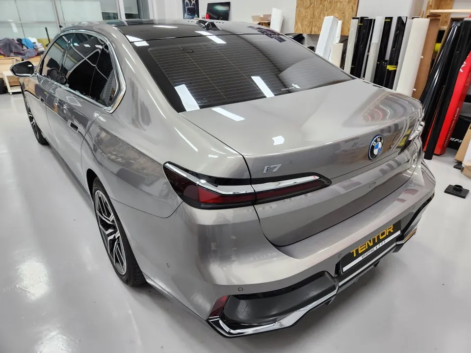 BMW 7 SeriesのカラーPPF施工事例|費用目安・仕上がり 施工写真 3-1