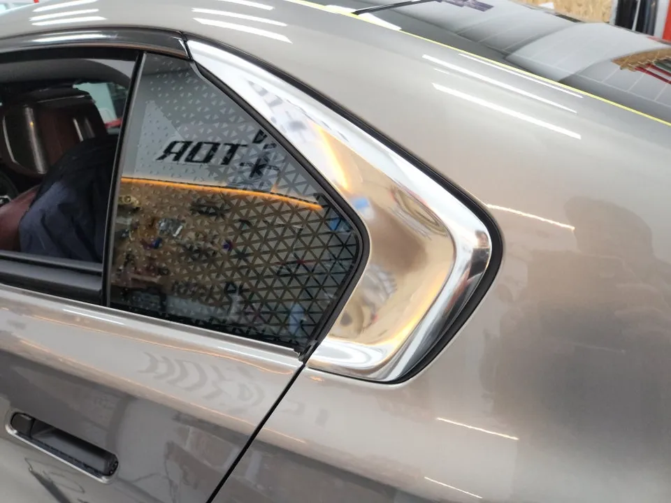 BMW 7 SeriesのカラーPPF施工事例|費用目安・仕上がり 施工写真 3-2