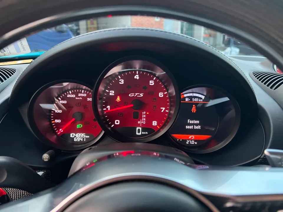 Porsche 718 Boxster oem options - Porsche 718 Boxster OEM Options Review: Smart Key Upgrade Cost photo 3