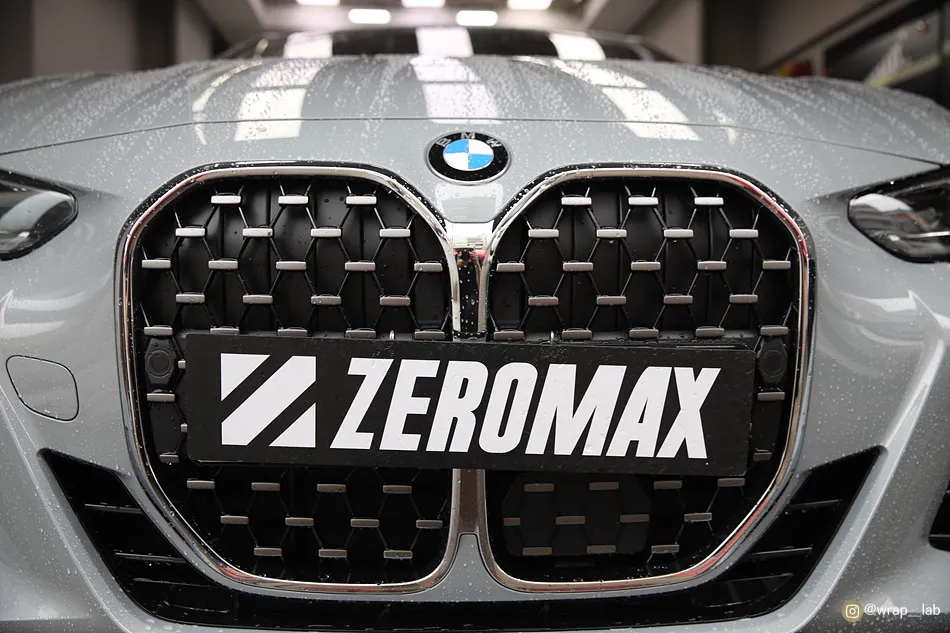 BMW 4 Series vinyl wrap - BMW 4 Series Vinyl Wrap Review: Gloss Black Grille Conversion photo 3