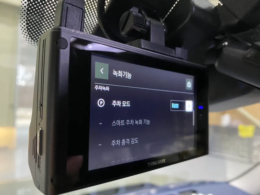 Hyundai Casperのドラレコ取付事例|費用目安・仕上がり 施工写真 6-1