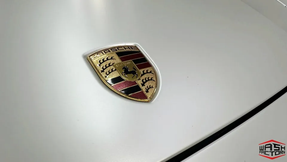 ポルシェ パナメーラGTS カーラッピング事例|費用目安・仕上がり 施工写真 3-2