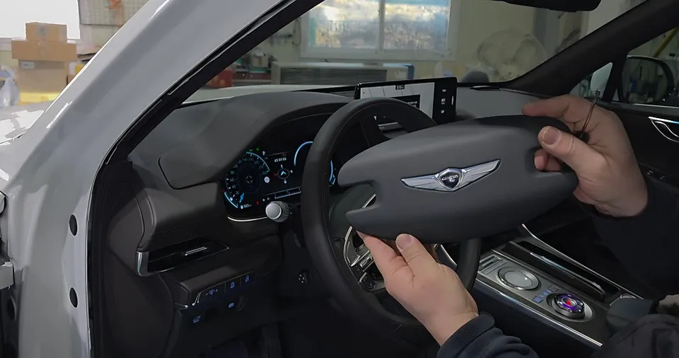 Genesis GV80 other - Genesis GV80 Car Service Review — D-Cut Steering Wheel & HoD Acti photo 5