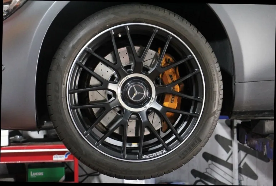 Mercedes-Benz AMG GT wheel repair - Mercedes-Benz AMG GT Wheel Refinishing Review — Matte Black photo 5