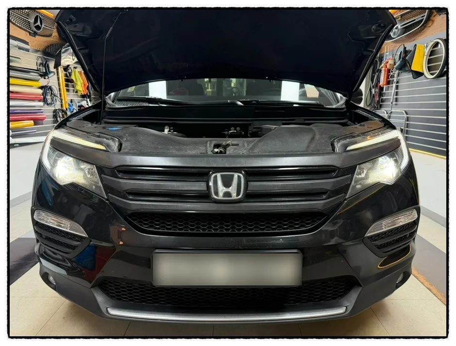 Honda Pilotのカーラッピング事例|費用目安・仕上がり 施工写真 2-2