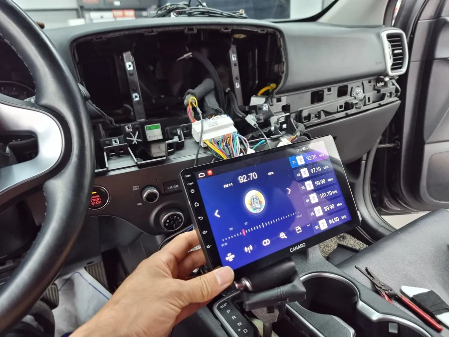 Kia Sportage QLのAndroid Auto・CarPlay取付事例 施工写真 4-2