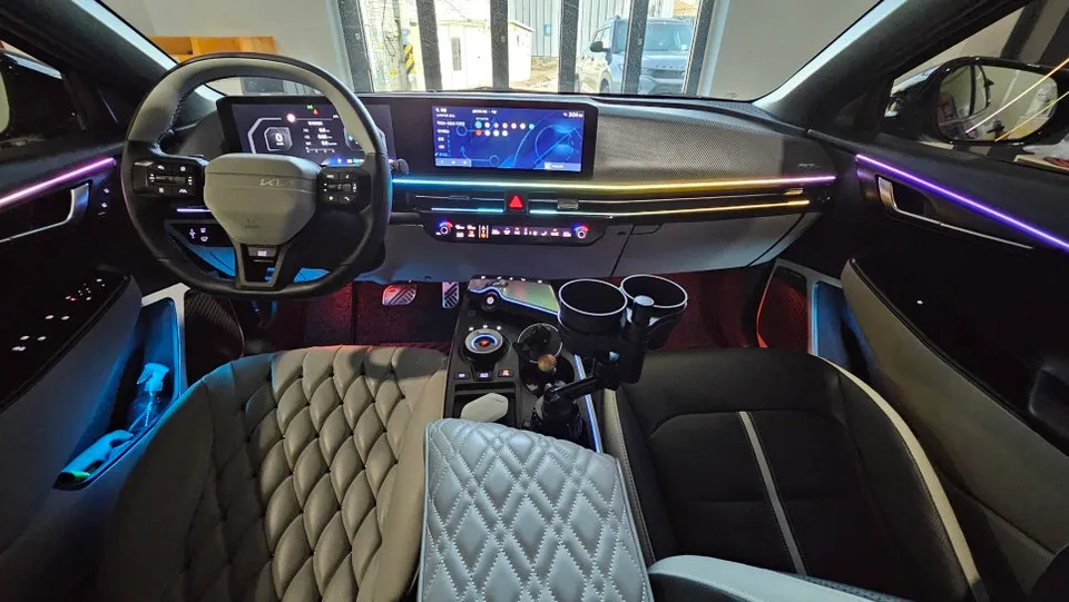 Kia EV6 ambient lighting installation result