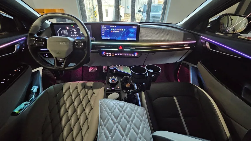 Kia EV6 Ambient Lighting Review: Cost & Before/After photo 4