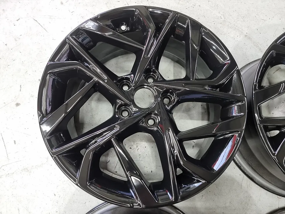 Hyundai Sonataのホイールリペア・塗装事例 施工写真 2-2