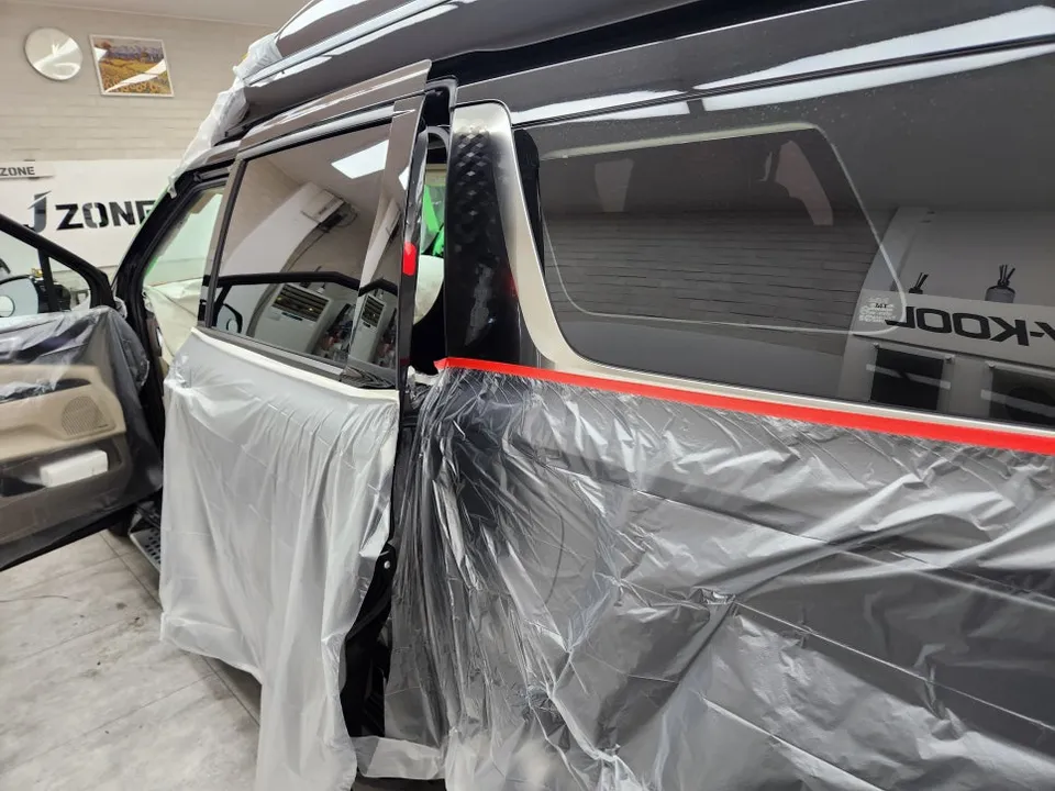 Kia Carnival PPF施工事例｜費用目安と仕上がり 施工写真 2-3
