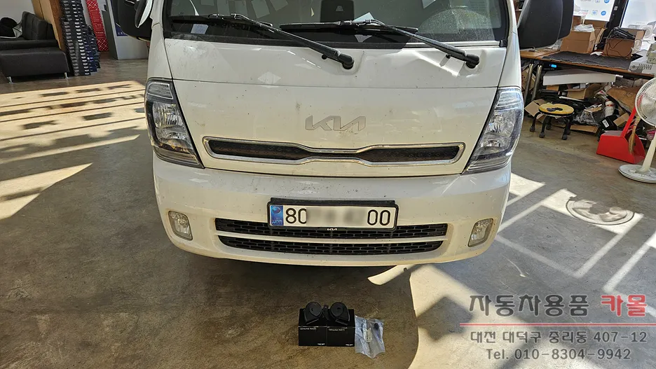 Kia Bongo 3 ambient lighting installation result