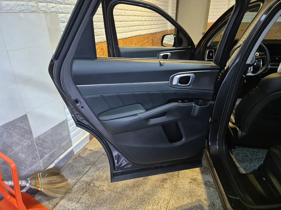 Kia Sorento MQ4 ambient lighting - Kia Sorento MQ4 Ambient Lighting Review — Cost & Results photo 3