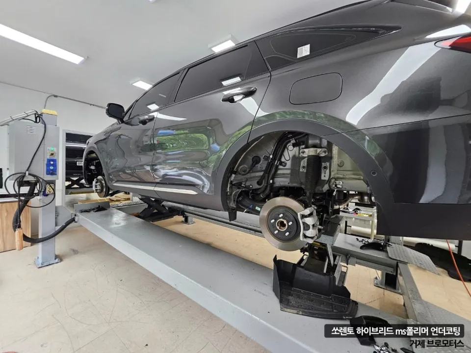 Kia Sorento Hybrid Soundproofing Review: Cost & Results photo 2