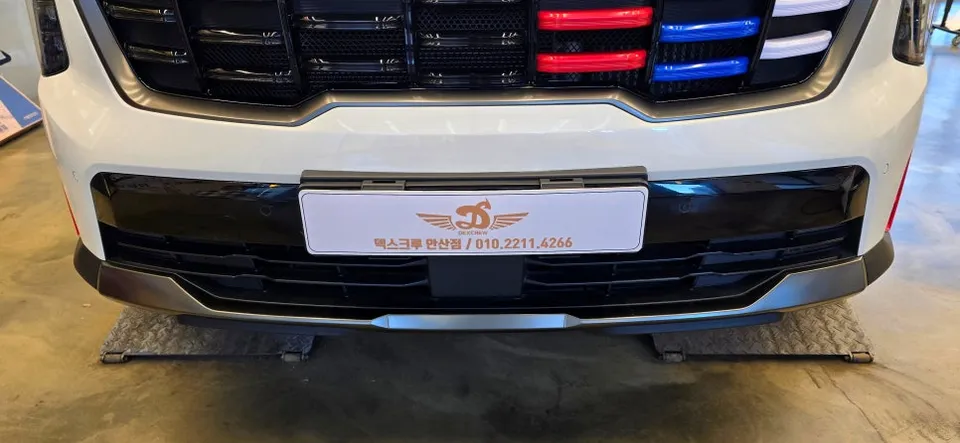 Kia Sorento MQ4 body kit - Kia Sorento MQ4 Body Kit Installation Review photo 3