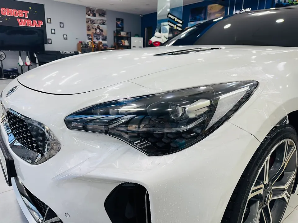 Kia Stinger PPF施工事例｜費用目安と仕上がり 施工写真 1-3