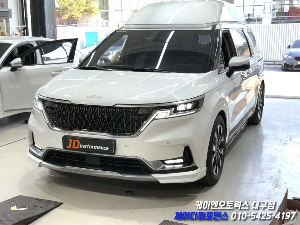 Kia Carnival KA4 body kit - Kia Carnival KA4 Body Kit Review: GSC Aero Kit Installation Cost photo 4