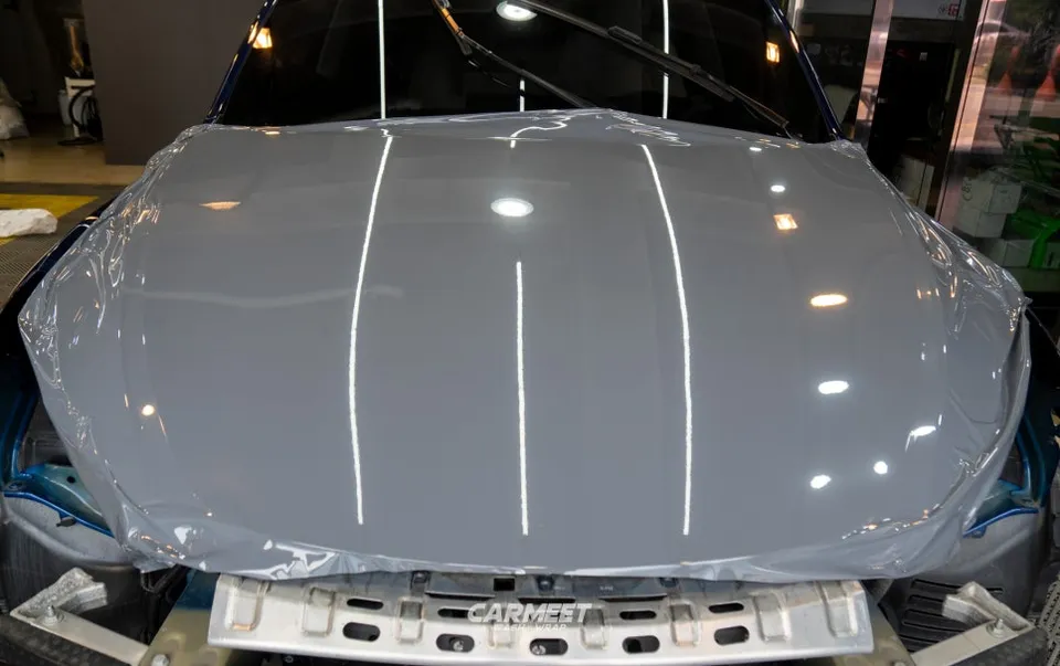 Tesla Model Yのカーラッピング事例｜費用目安・仕上がり 施工写真 4-1
