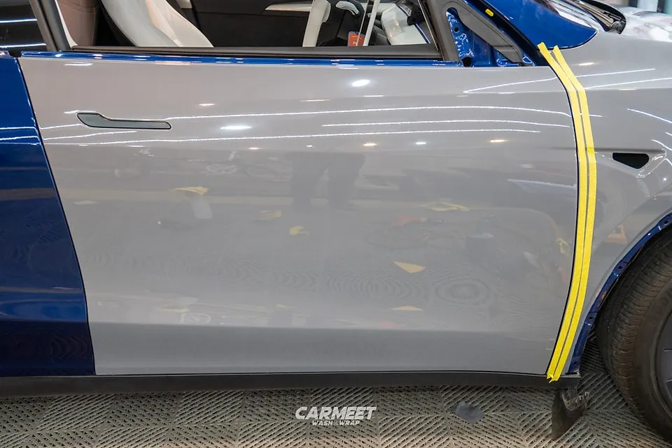 Tesla Model Yのカーラッピング事例｜費用目安・仕上がり 施工写真 3-2
